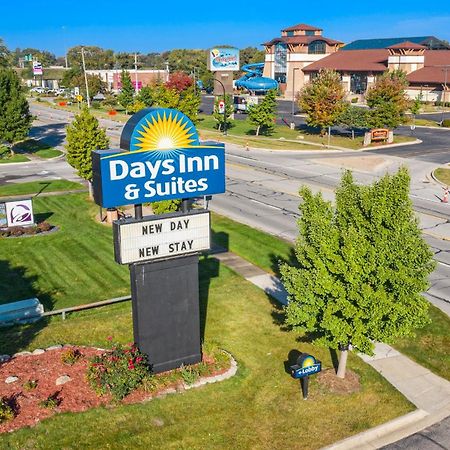 Days Inn & Suites By Wyndham Mt Pleasant Mount Pleasant Exteriör bild